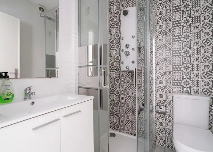 Πανσιόν Moreira Family *