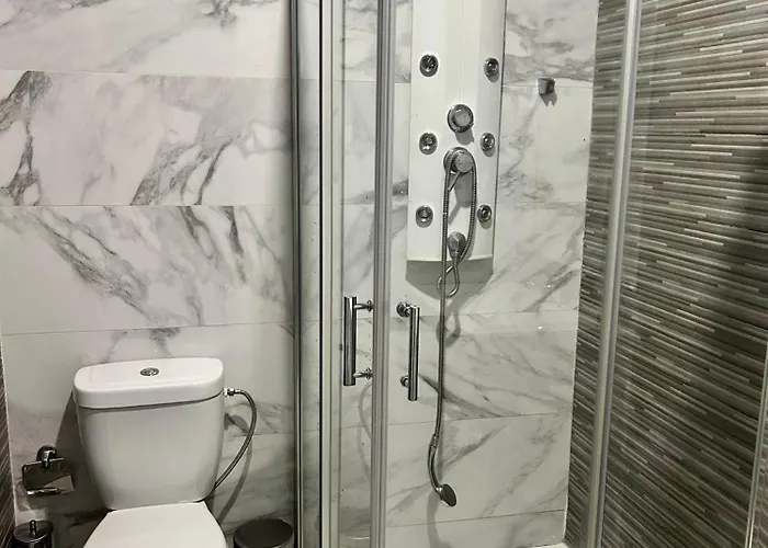 Πανσιόν Moreira Family *