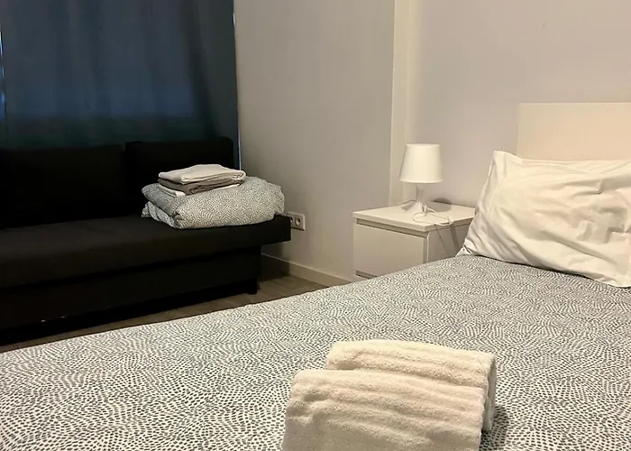 بيت ضيافة Moreira Family بورتو